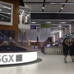 Building ETF Portfolios in Singapore: Efficiency vs True Diversification