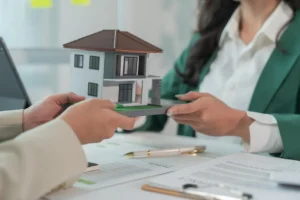 HOW TO CHOOSE THE RIGHT HOME LOAN IN 2025: KEY MORTGAGE RESTRICTIONS EVERY BORROWER SHOULD KNOW
